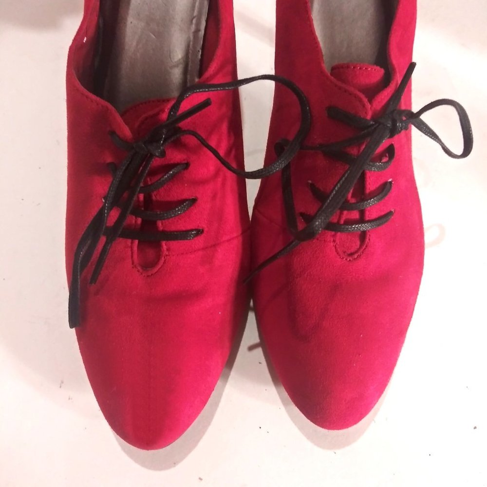 Heeled Bootie, Lace up Shoe, Ankle Bootie Size 10 - Picture 2 of 13